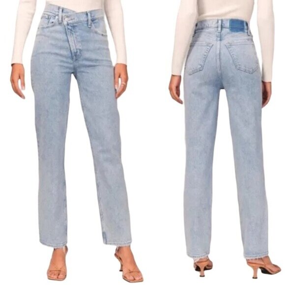 Abercrombie & Fitch Denim - Abercrombie Fitch Light Wash Crossover 90s Straight Ultra High Rise Jeans 26